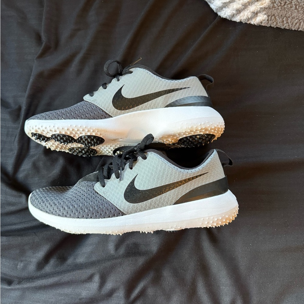 Women’s Golf Shoes
